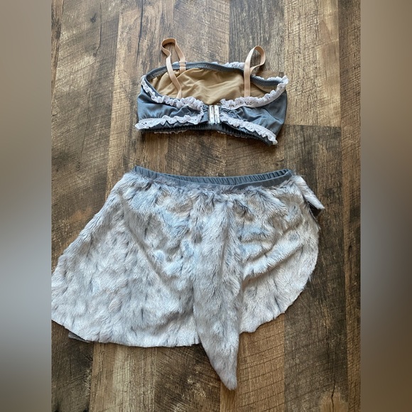 Wolf Themed Custom Dance Costume - Picture 5 of 5